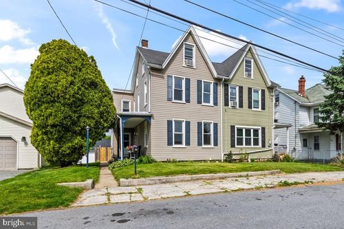 621 Noble St, LEBANON, PA, 17042-6324 | Card Image