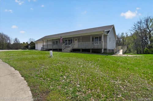 11277 Phal Rd, Grass Lake, MI, 49240-9797 | Card Image