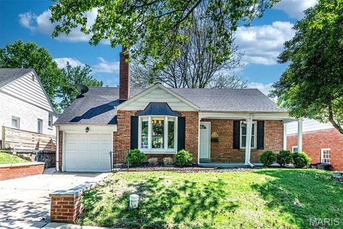 8670 Eulalie Ave, Brentwood, MO, 63144-2010 | Card Image