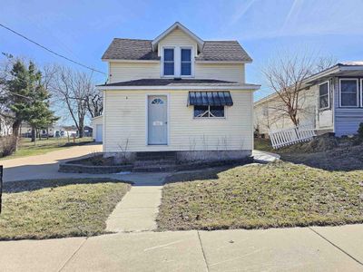 514 W Benton Street, House other with 4 bedrooms, 2 bathrooms and null parking in Tomah WI | Image 1