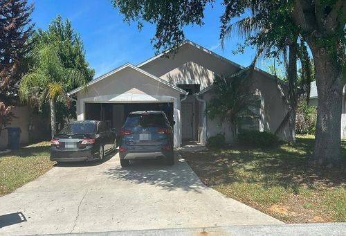 150 China Berry Cir, DAVENPORT, FL, 33837-8938 | Card Image