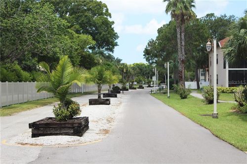 102-4450 47th Ave W, Bradenton, FL, 34210-5235 | Card Image