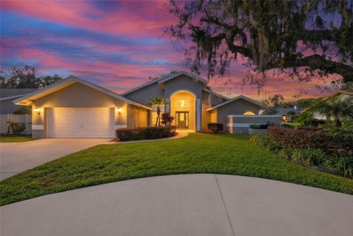 2813 Aston Ave, PLANT CITY, FL, 33566-9571 | Card Image