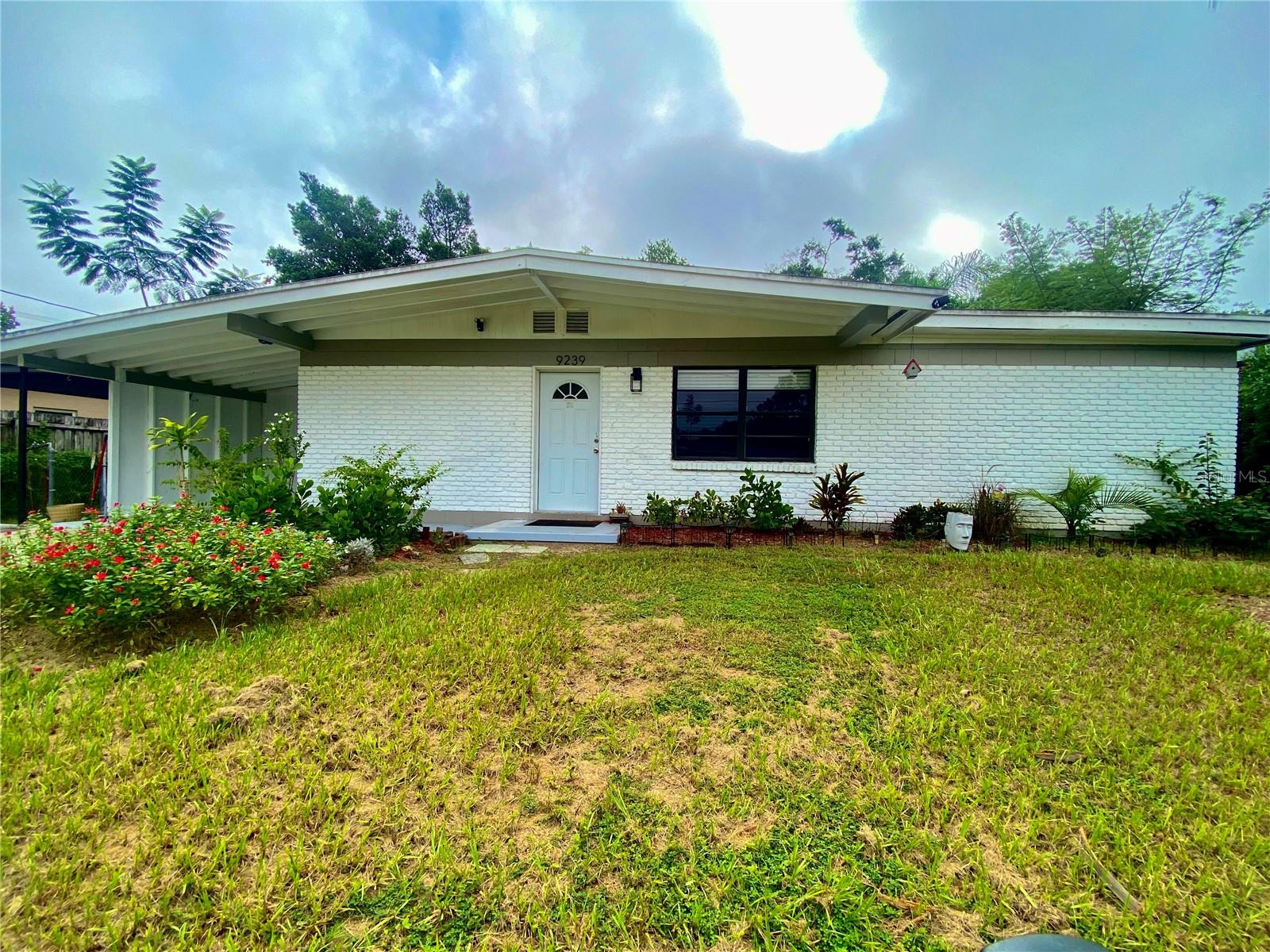 52nd St, Tampa, FL 33617