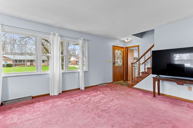 living room | Image 8