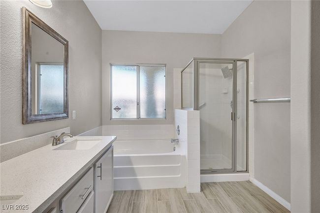 0 - 1795 Lily Pond Cir, Home with 3 bedrooms, 3 bathrooms and null parking in Henderson NV | Image 15