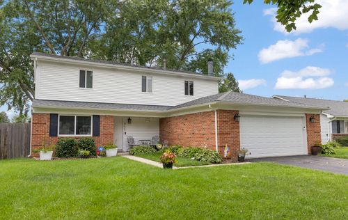 311 Thistle Dr, Bolingbrook, IL, 60490-3114 | Card Image