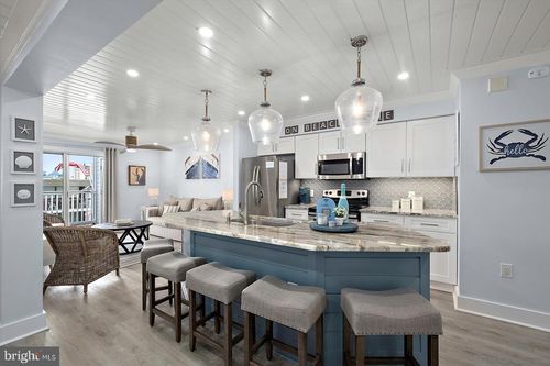 d323d2-5500 Coastal Hwy, OCEAN CITY, MD, 21842-3183 | Card Image