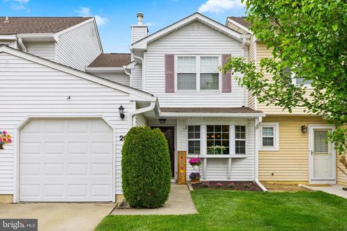20 Gloucester Ct, BORDENTOWN, NJ, 08505-3121 | Card Image