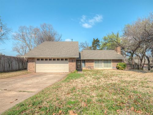 2319 Bent Trail Cir, Edmond, OK, 73012-4515 | Card Image