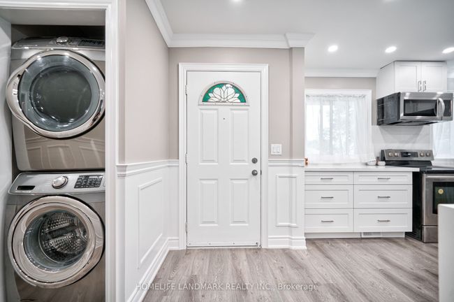 720 Emerson Ave, House other with 5 bedrooms, 2 bathrooms and 4 parking in Oshawa ON | Image 4