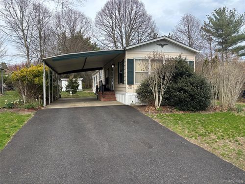 45b-45B Witt Lane, Riverhead, NY, 11931 | Card Image