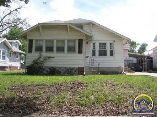 326 Sw Courtland Ave, Topeka, KS, 66606 | Card Image