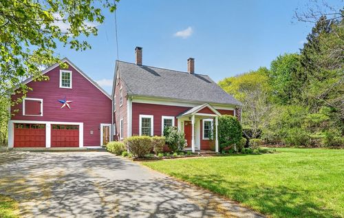 374 Dover Rd, Westwood, MA, 02090-2602 | Card Image