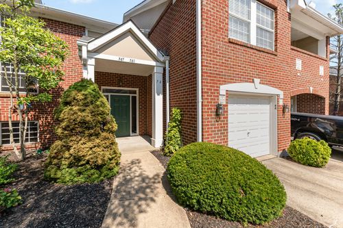 377 Deepwoods Dr, Highland Heights, KY, 41076-4704 | Card Image