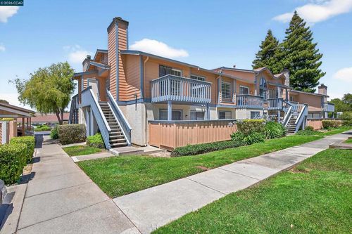 15 Glenwood, Hercules, CA, 94547-3502 | Card Image