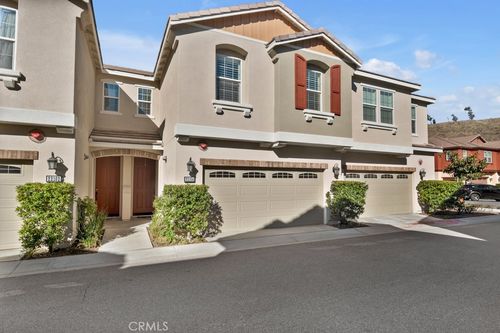 22104 Barrington Way, Saugus, CA, 91350-5746 | Card Image
