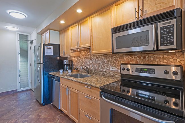110 - 2661 Kekaa Dr, Condo with 0 bedrooms, 1 bathrooms and null parking in Lahaina HI | Image 12