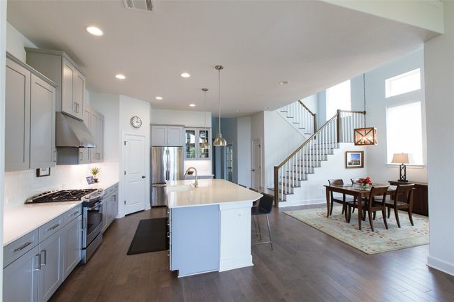 14904 Via Del Corso Dr, House other with 4 bedrooms, 3 bathrooms and null parking in Bee Cave TX | Image 7