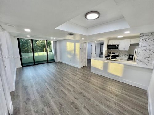 apt-d302-8006 Sw 149th Ave, Miami, FL, 33193-1487 | Card Image