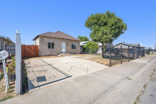 8015 36th Avenue, Sacramento, CA, 95824 | Card Image