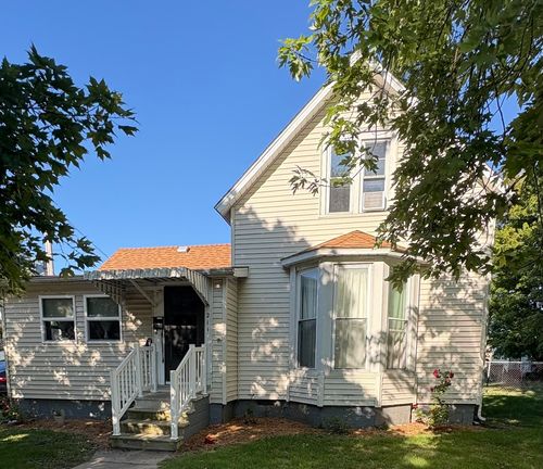 211 N Lott Blvd, Gibson City, IL, 60936-1417 | Card Image