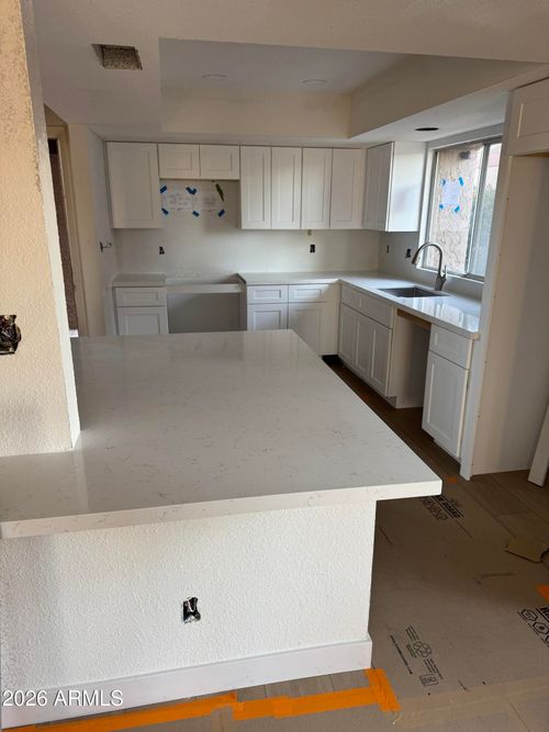 183-7428 N Via Camello Del Norte, Scottsdale, AZ, 85258-3643 | Card Image