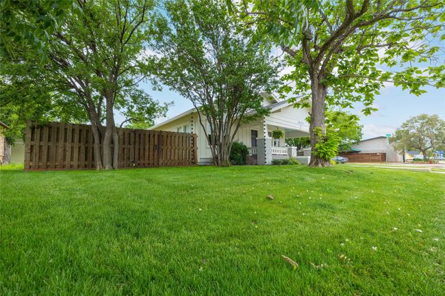 1303 Coggin Ave, House other with 3 bedrooms, 2 bathrooms and null parking in Brownwood TX | Image 35