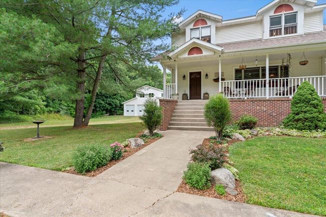 361 4 Th St, House other with 4 bedrooms, 2 bathrooms and null parking in Plainwell MI | Image 4