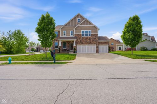 564 Amersham Ct, Avon, IN, 46123-5506 | Card Image