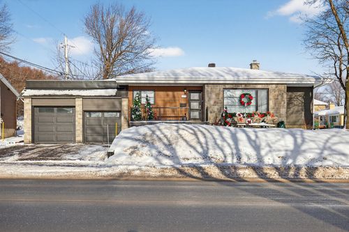 2275 Av Larue, Québec, QC, G1C1J9 | Card Image