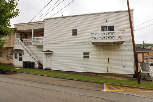 apt-5-221 2nd St, Smithton, PA, 15479-1020 | Card Image