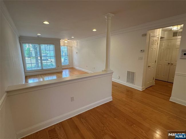 35 Magnolia Way, House attached with 3 bedrooms, 3 bathrooms and null parking in North Haledon NJ | Image 5