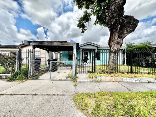 321 Cortez St, Corpus Christi, TX, 78405-3257 | Card Image