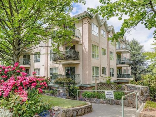 407-3133 Tillicum Rd, Saanich, BC, V9A2B4 | Card Image