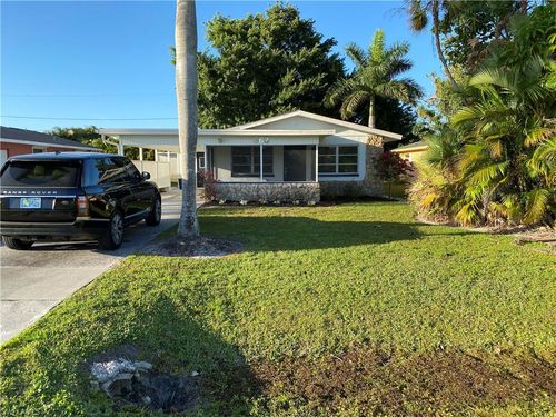 663 100th Ave N, Naples, FL, 34108 | Card Image