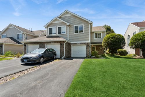 8404 Mystic Trce, Darien, IL, 60561-5484 | Card Image