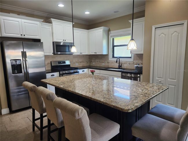 6310 Positano Ct, House other with 2 bedrooms, 2 bathrooms and null parking in SARASOTA FL | Image 5