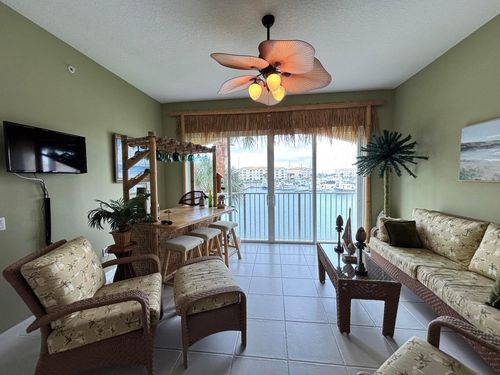 204-12 Harbour Isle Dr W, Fort Pierce, FL, 34949-2764 | Card Image