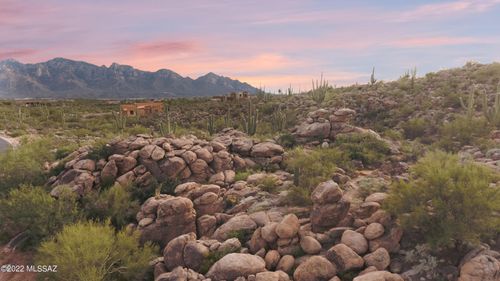 584-192 W Shimmering Desert Pl, Oro Valley, AZ, 85755-6077 | Card Image