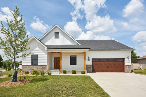 220 S Primrose Dr, Coal City, IL, 60416-4103 | Card Image