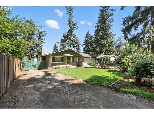 7231 Se Drew St, Milwaukie, OR, 97222-1833 | Card Image