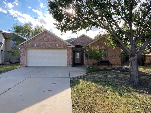 8621 Lariat Cir, Fort Worth, TX, 76244-7995 | Card Image