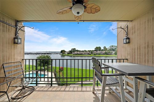 apt-318b-12600 Melville Dr, Montgomery, TX, 77356-7988 | Card Image