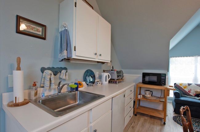 Garage Apartment | Image 25