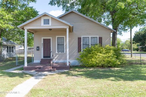631 E Bridge St, Saint Martinville, LA, 70582-4705 | Card Image