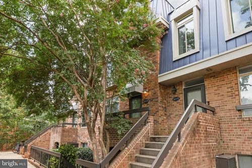 2-1655 S Hayes St, ARLINGTON, VA, 22202-5541 | Card Image