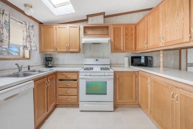 kitchen2.jpg | Image 12