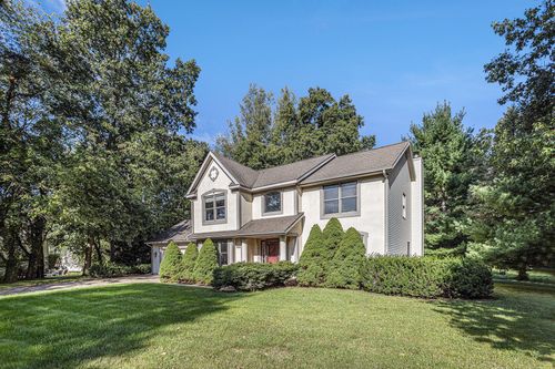 9744 Chambray St, Portage, MI, 49002-7033 | Card Image