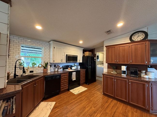 447 W Fm 1606, House other with 3 bedrooms, 2 bathrooms and 2 parking in Ira TX | Image 14